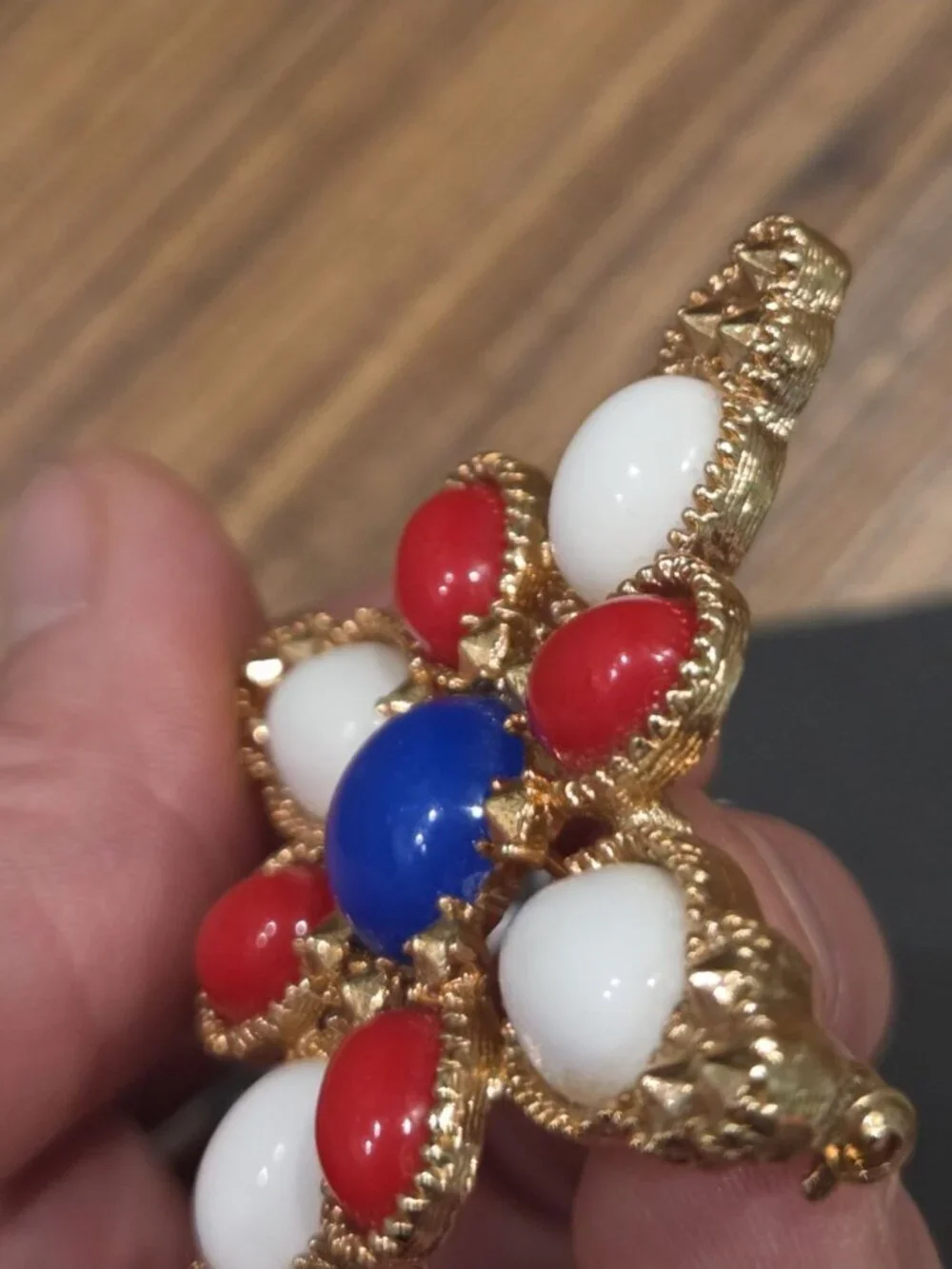 Vtg 70s Sarah Coventry Brooch Maltese Cross Gold Tone Red White Blue Americana